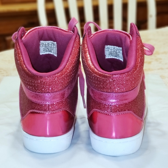 NWT Pastry pink metallic high top dance sneakers 6 - Picture 3 of 6